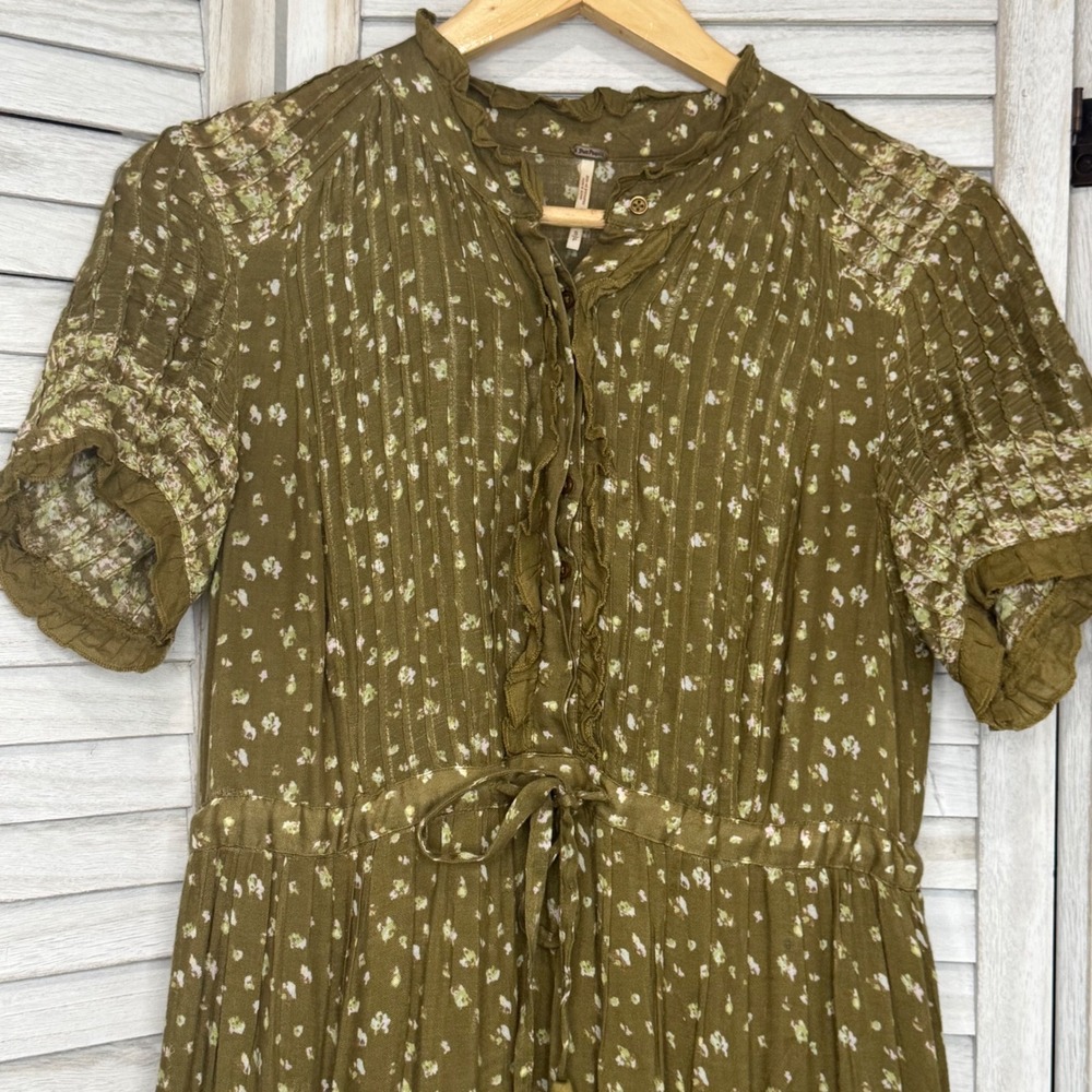 Free‎ People Rare Feelings Maxi Dress Olive Green Floral Boho Tiered Smocked S - Picture 3 of 13